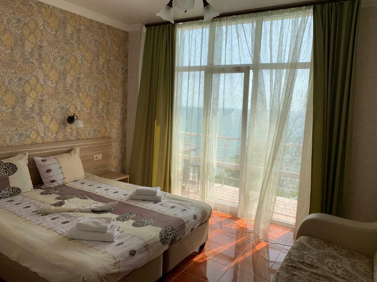 Riviera Grand Hotel Lermontovo  Ngoại thất bức ảnh